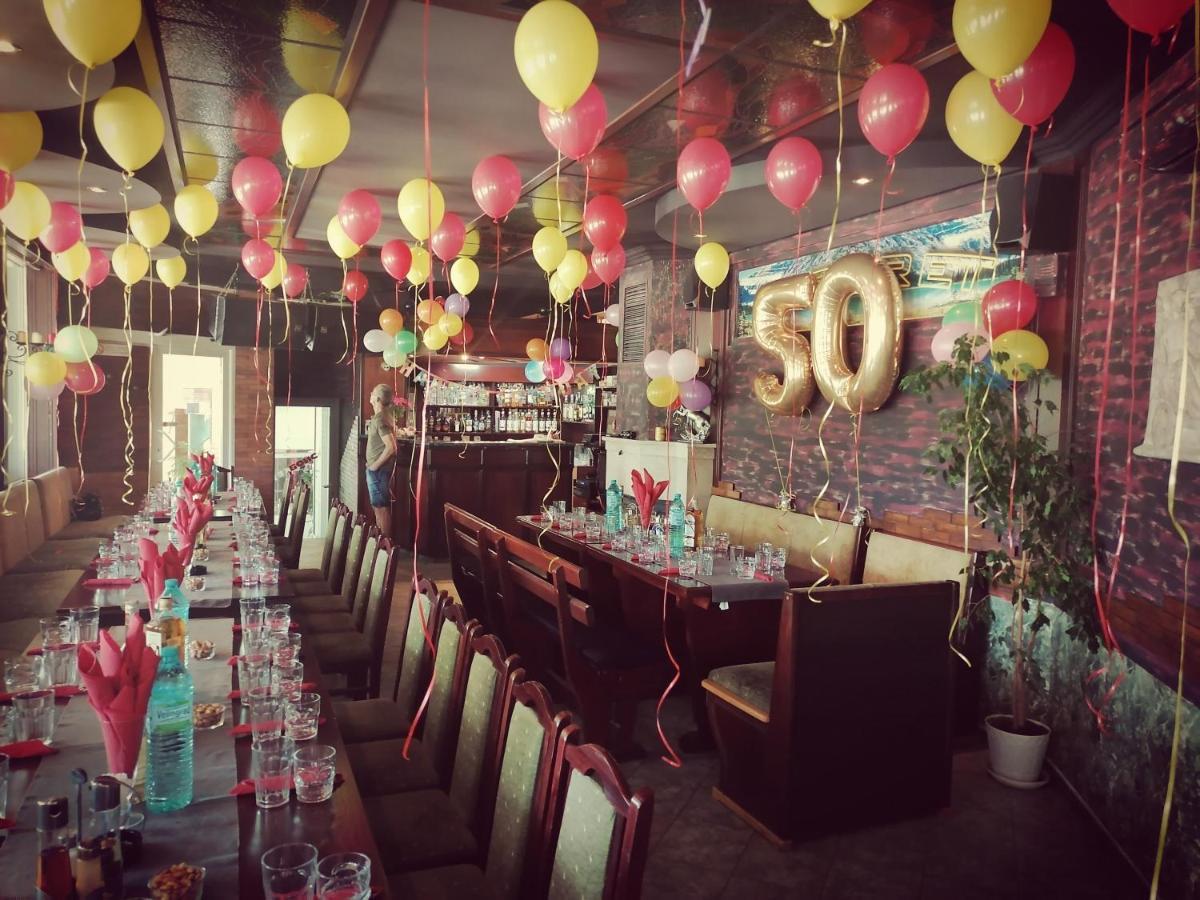 Discret Hotel & Restaurant Vladaya Ngoại thất bức ảnh