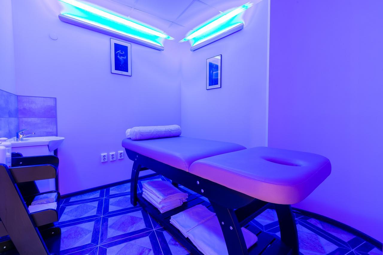 Discret Hotel & Restaurant Vladaya Ngoại thất bức ảnh